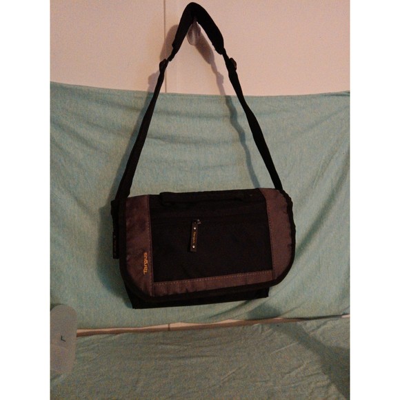 Tragus Citygear Miami messenger notebook case - Picture 1 of 4